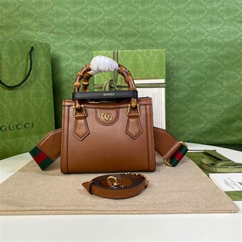 ropa gucci imitacion hombre|Réplicas de bolsos de Gucci: una guía completa .